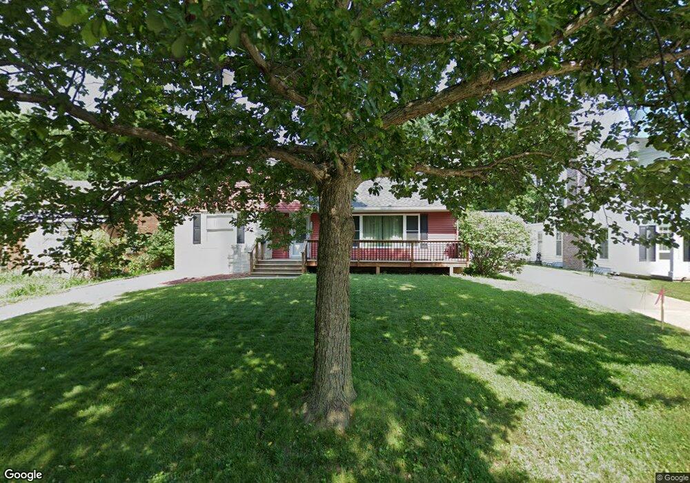 1114 25th St SE, Cedar Rapids, IA 52403 - photo 1