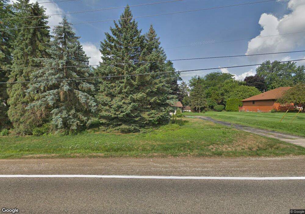 2264 Hiller Rd, West Bloomfield, MI 48324 - photo 1