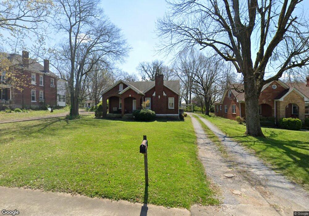 304 E Franklin St, Shelbyville, TN 37160 - photo 1