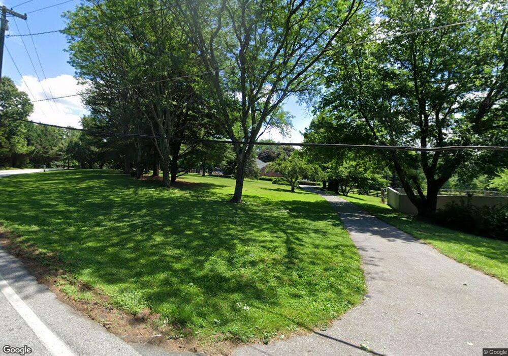 13201 Dulaney Valley Rd, Glen Arm, MD 21057 - photo 1