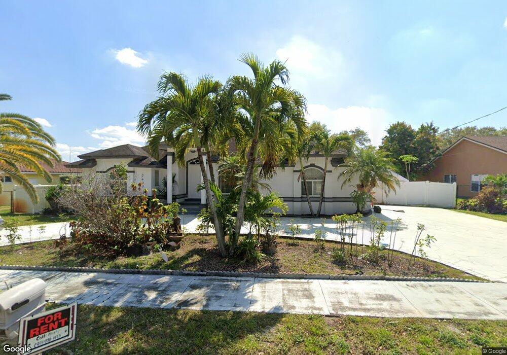 7400 SW 37 Ct, Davie, FL 33314 - photo 1