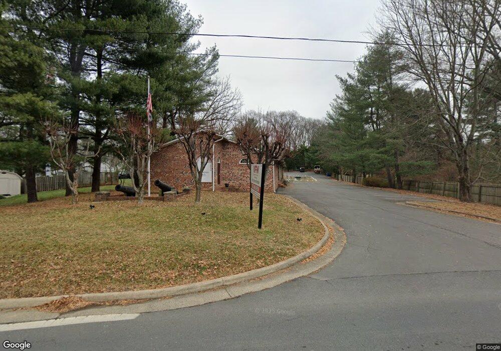 1051 Spring Hill Rd, McLean, VA 22102 - photo 1