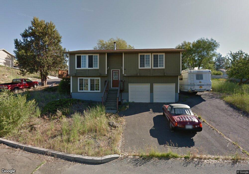 906 N 8th St, Klamath Falls, OR 97601 - photo 1