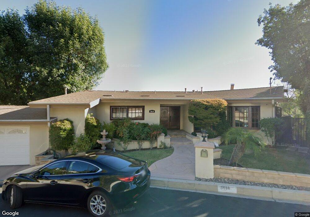 5010 Llano Dr, Woodland Hills, CA 91364 - photo 1