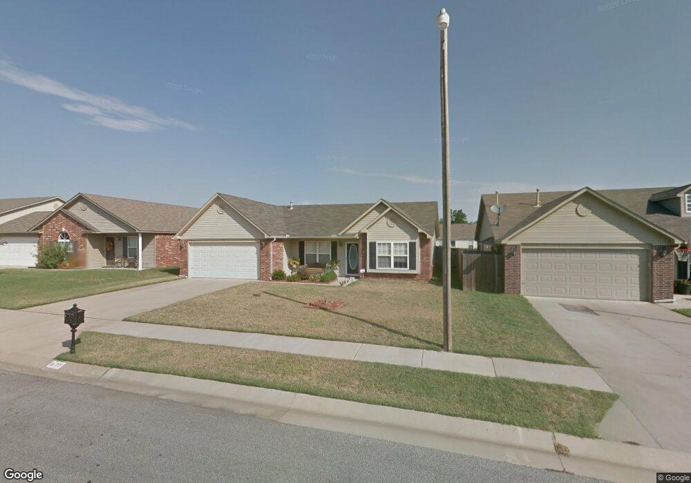 77 W Fairlane Dr, Sapulpa, OK 74066 - photo 1