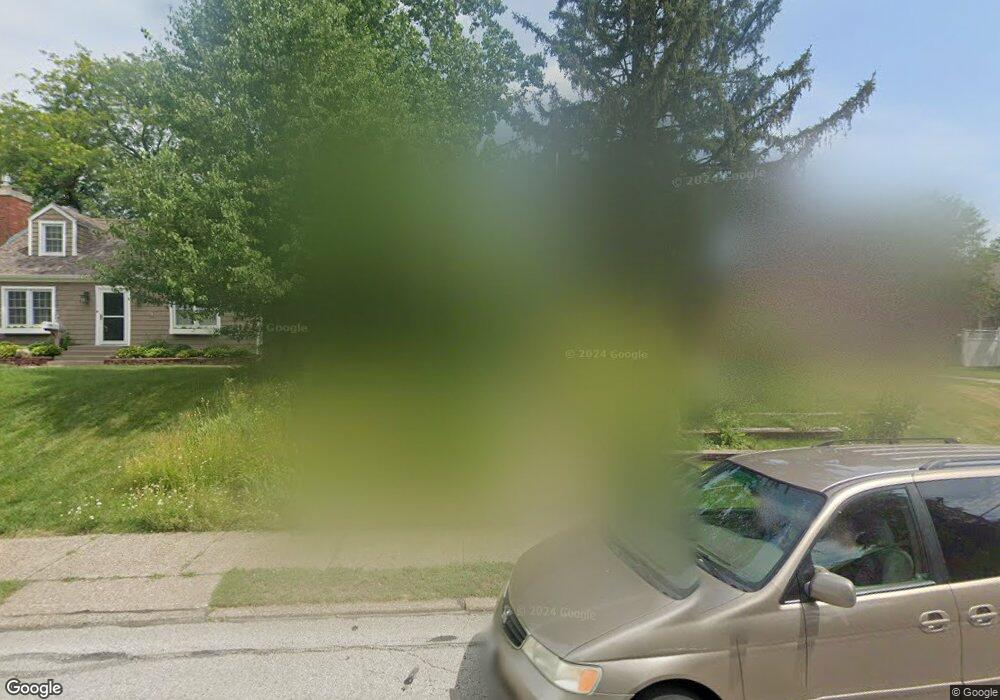 2344 Elm St, Davenport, IA 52803 - photo 1