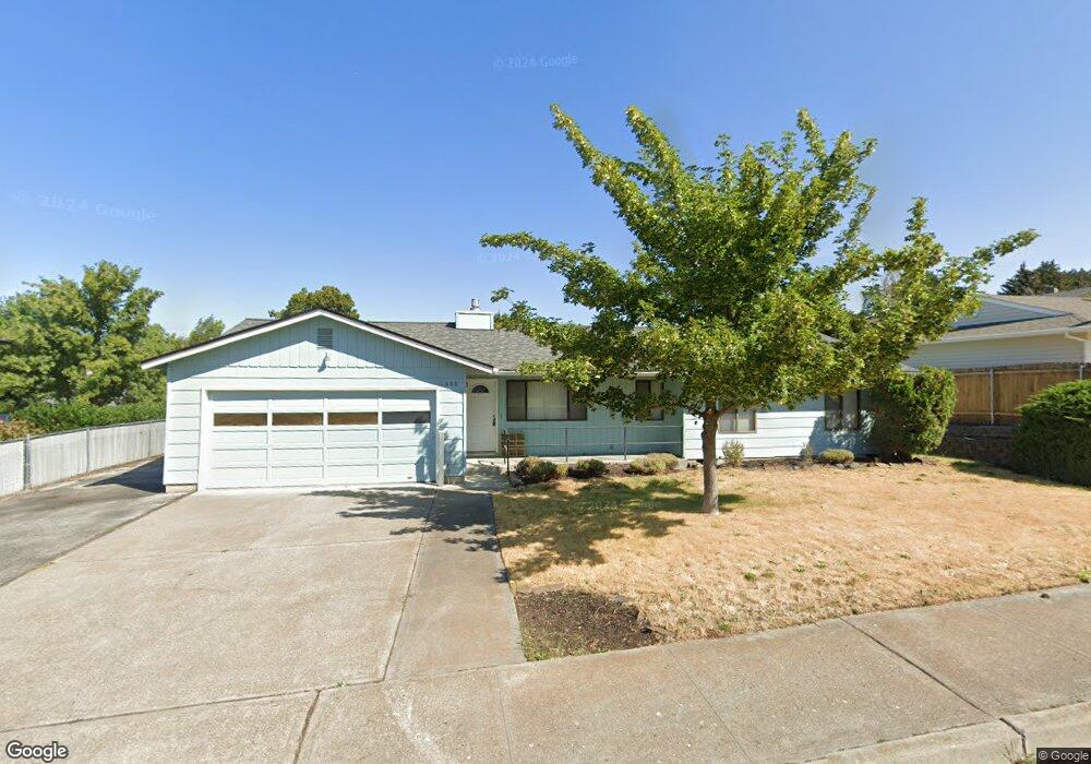 668 Brentwood Dr E, the Dalles, OR 97058 - photo 1