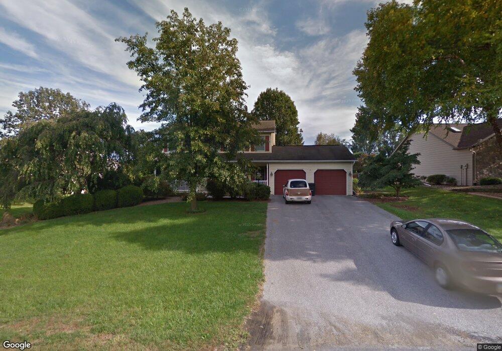 779 Franklin Square Dr, Chambersburg, PA 17201 - photo 1