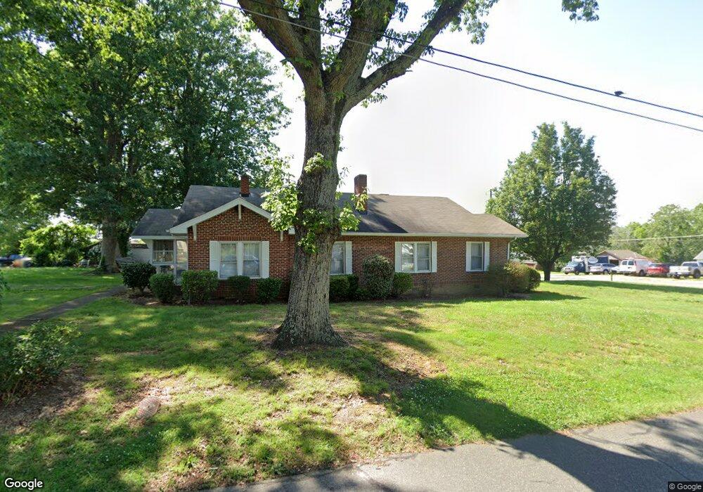 136 Nolen Ave, Asheboro, NC 27205 - photo 1