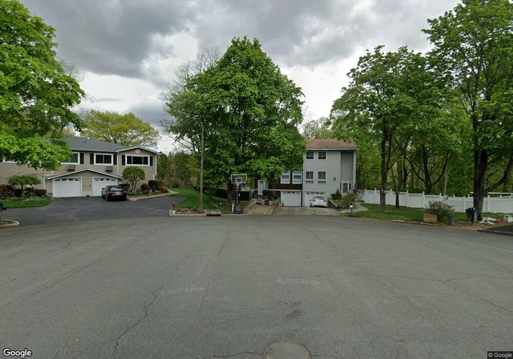 6 Carol Ct, Pomona, NY 10970 - photo 1