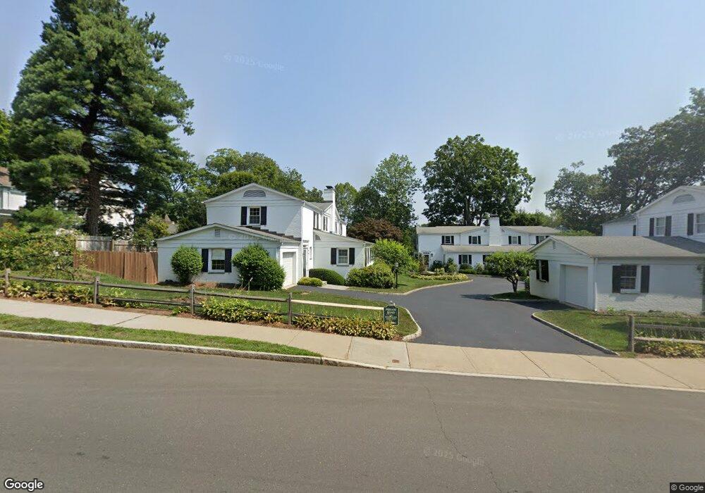 258 Main St unit 5, New Canaan, CT 06840 - photo 1