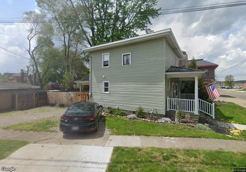 817 Walnut St, Coshocton, OH 43812 - photo 1