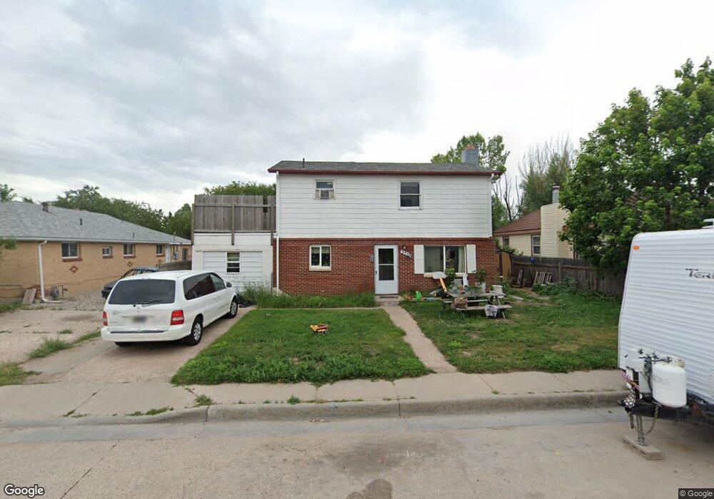 3519 Holmes St, Cheyenne, WY 82001 - photo 1