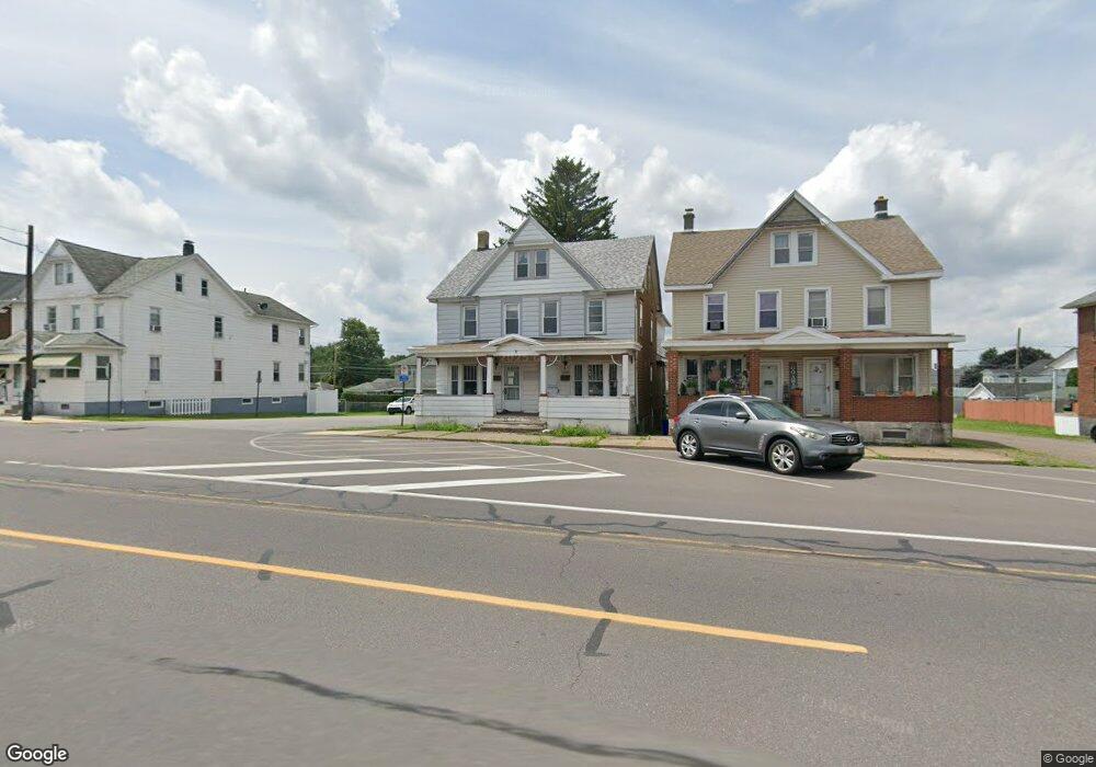 528 S Poplar St, Hazleton, PA 18201 - photo 1