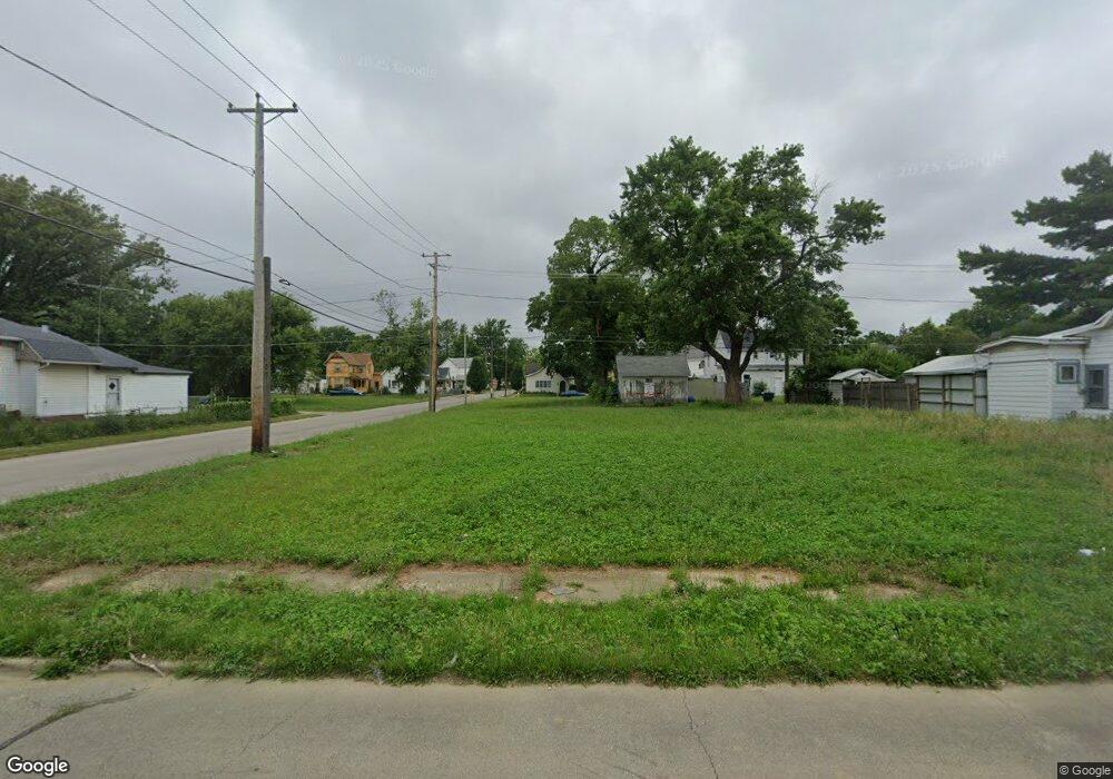 924 W 1st St, Muncie, IN 47305 - photo 1