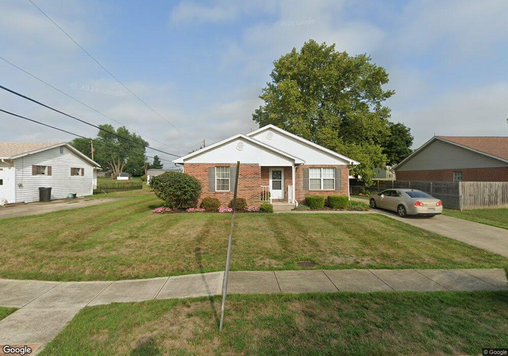 266 Meadow Dr, Circleville, OH 43113 - photo 1