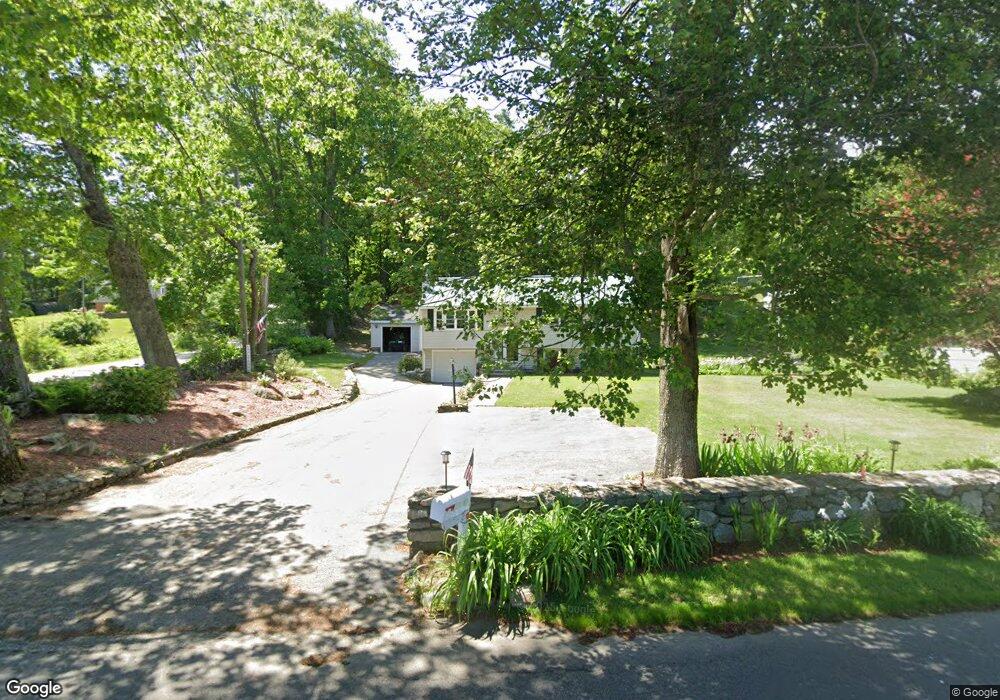 42 Lawrence Rd, Derry, NH 03038 - photo 1