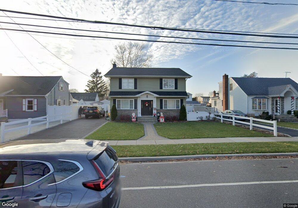 505 Broadway, Bethpage, NY 11714 - photo 1