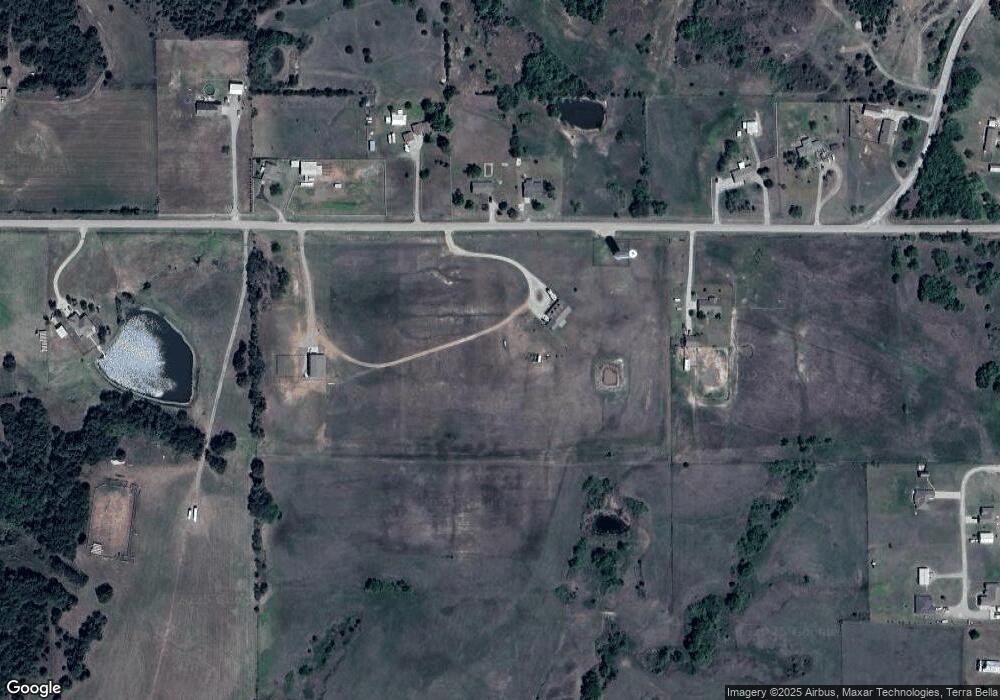 1715 W 9th St, Cushing, OK 74023 - photo 1