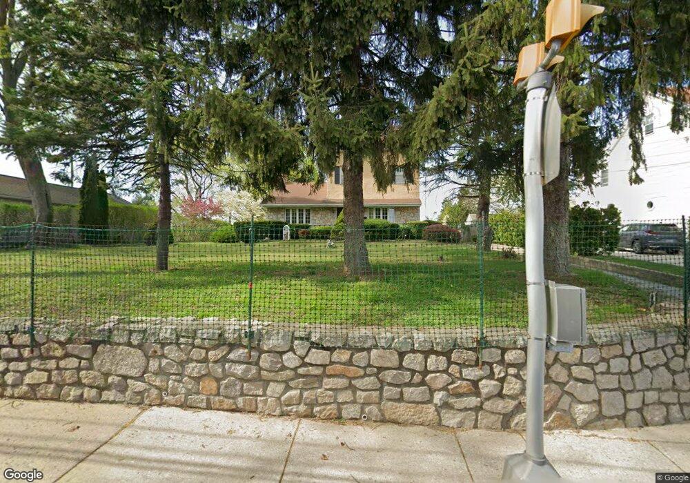 211 Ashland Ave, Bala Cynwyd, PA 19004 - photo 1