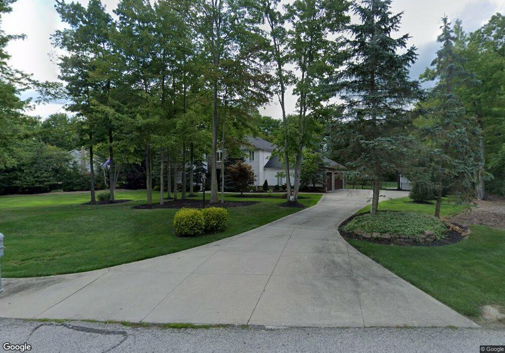 585 Thornhill Ln, Aurora, OH 44202 - photo 1