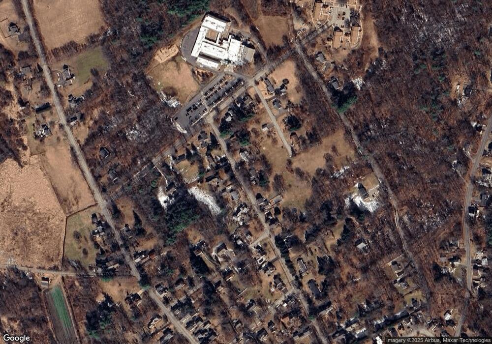 7 Broad St, Barre, MA 01005 - photo 1