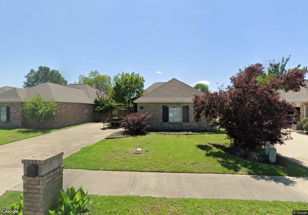 867 W Contour Dr, Lake Charles, LA 70605 - photo 1