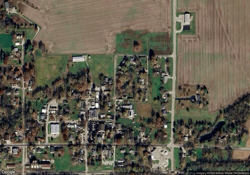 411 N Mill St, Camargo, IL 61919 - photo 1