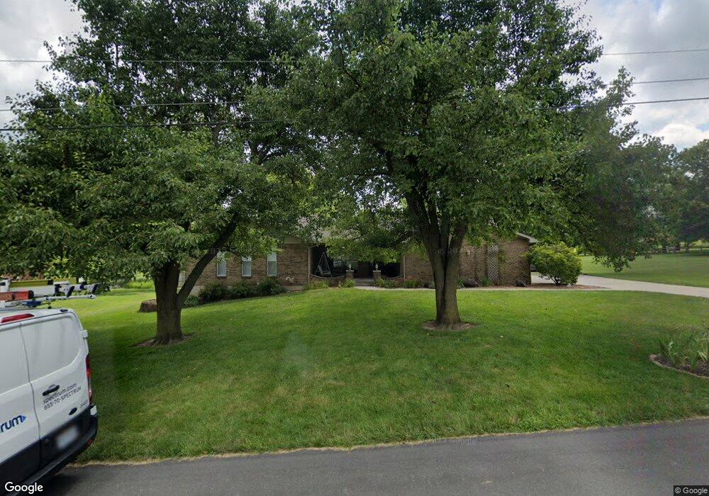 5928 Lynch Ln, Liberty Township, OH 45044 - photo 1