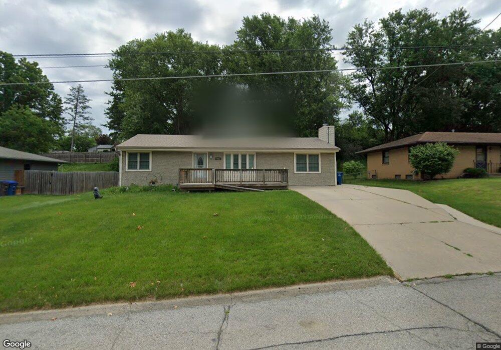 7615 SW 10th St, Des Moines, IA 50315 - photo 1