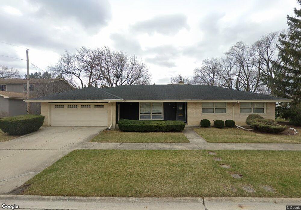 496 E Park Manor Ct, Elmhurst, IL 60126 - photo 1