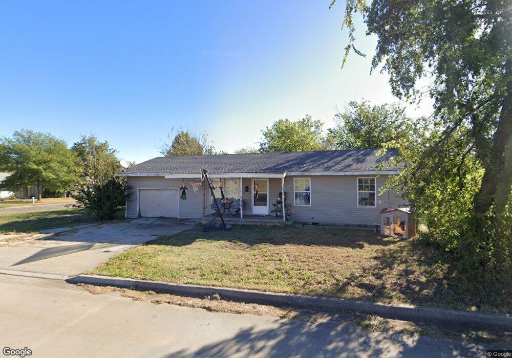 2525 N Park Ave, Shawnee, OK 74804 - photo 1