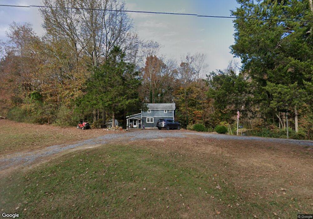 2077 Flat Iron Rd, Montross, VA 22520 - photo 1