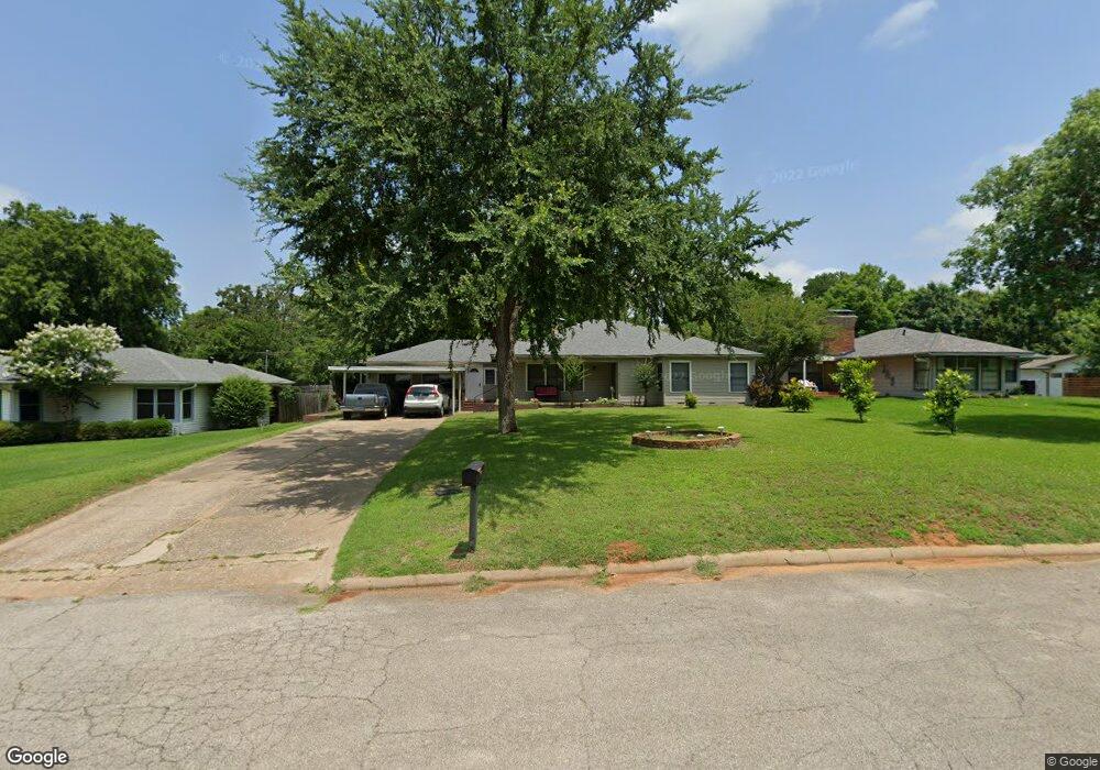 1329 W Munson St, Denison, TX 75020 - photo 1