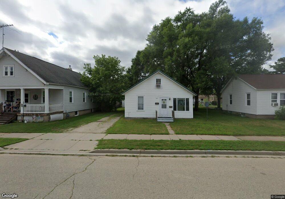 1813 15th St, Menominee, MI 49858 - photo 1