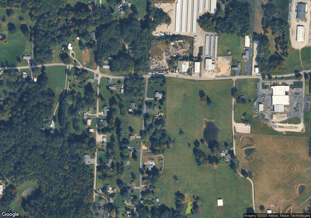 1082 Alanwood Ln NW, Corydon, IN 47112 - photo 1