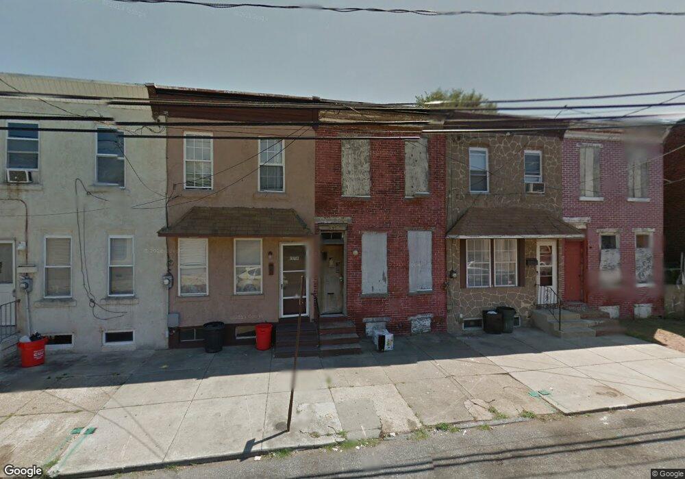 572 Mount Vernon St, Camden, NJ 08103 - photo 1