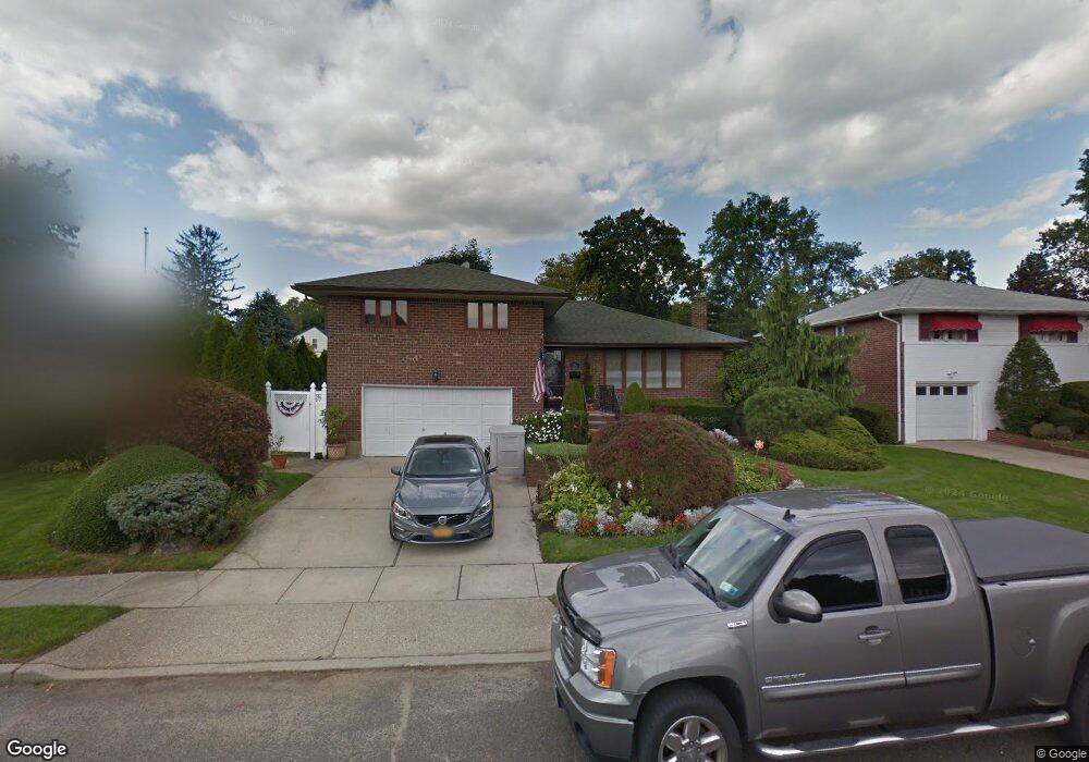 470 Garden Blvd, Garden City, NY 11530 - photo 1