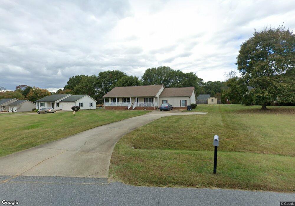 120 Antler Dr, Statesville, NC 28625 - photo 1