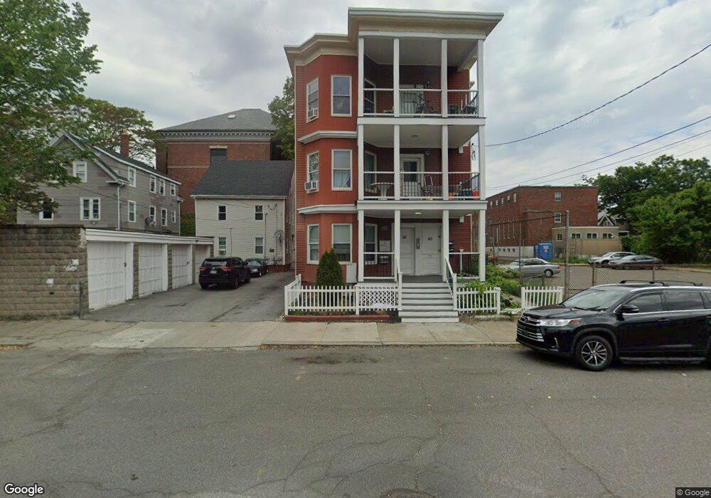 38 Smith St, Lynn, MA 01902 - photo 1