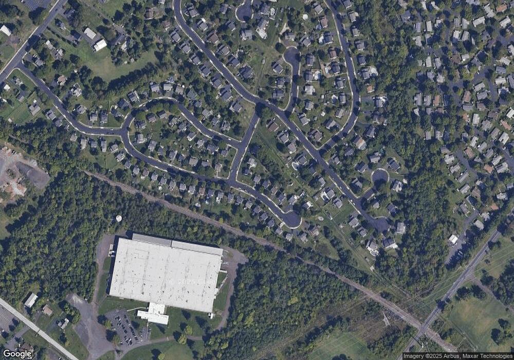 130 Hedgerow Dr, Souderton, PA 18964 - photo 1