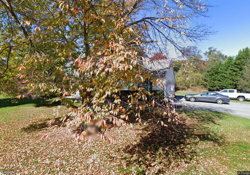 1696 Woburn Dr, Sykesville, MD 21784 - photo 1