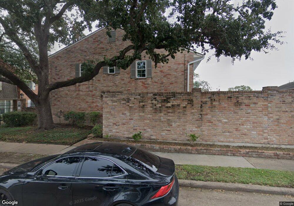 2057 Winrock Blvd unit 51, Houston, TX 77057 - photo 1