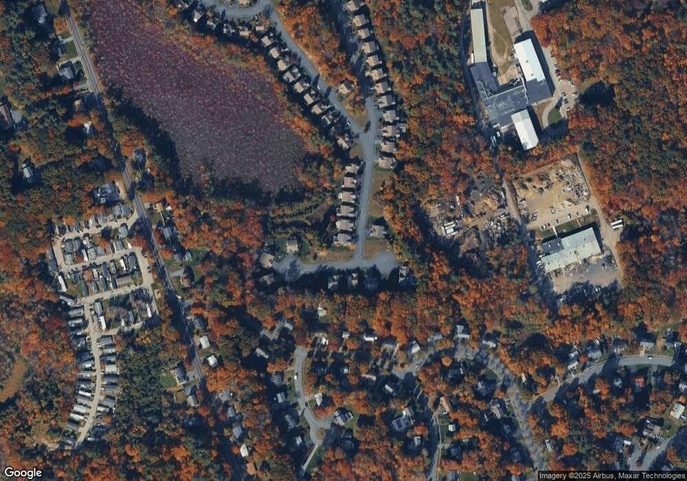 35 Beechwood Ln, Rockland, MA 02370 - photo 1