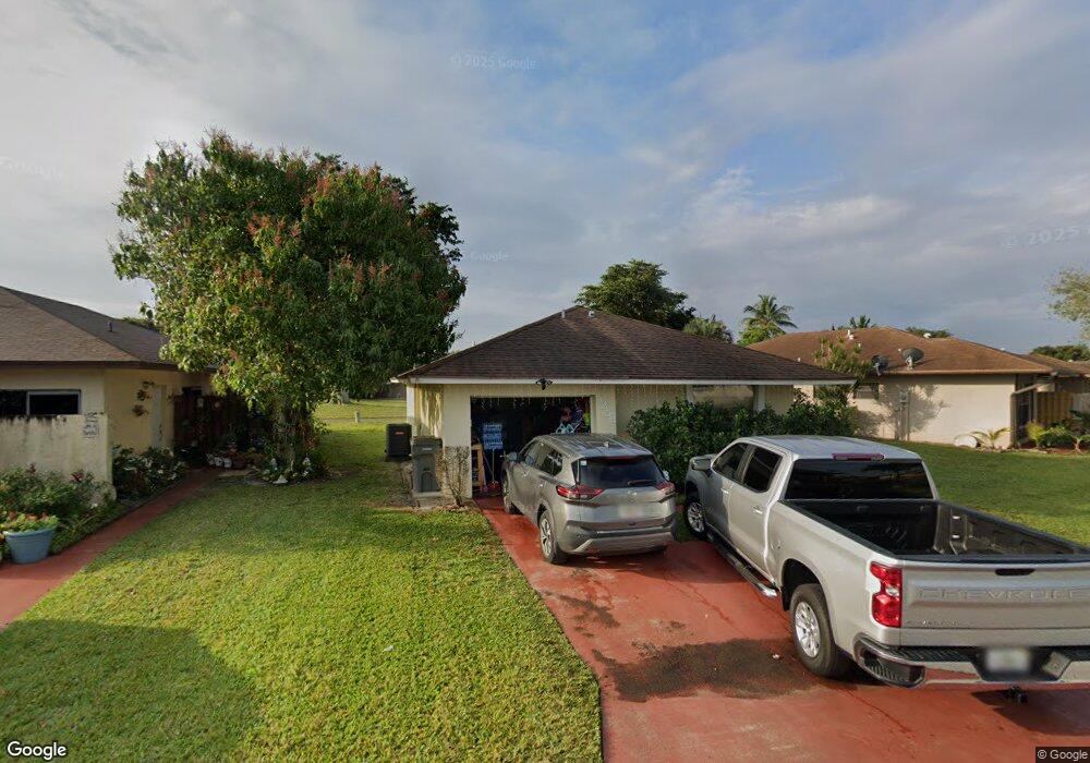 5258 Mendoza St unit 5258, West Palm Beach, FL 33415 - photo 1