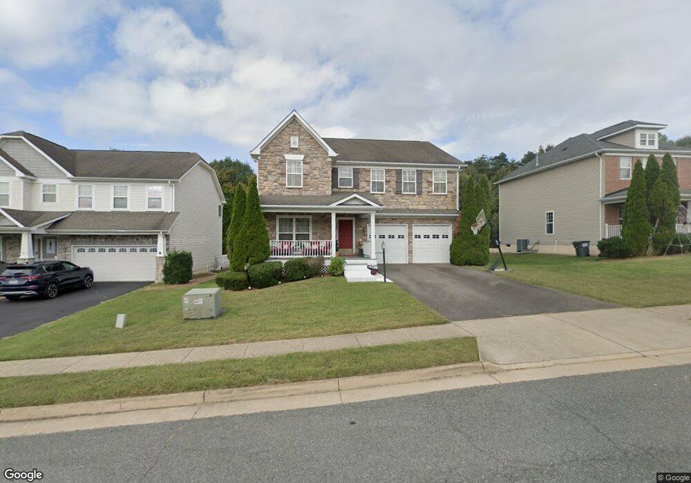 18490 Quantico Gateway Dr, Triangle, VA 22172 - photo 1