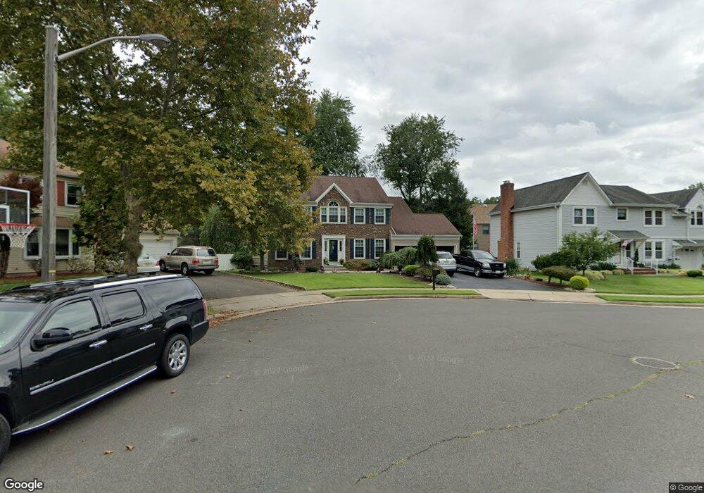 4 Heather Ln, Middlesex, NJ 08846 - photo 1