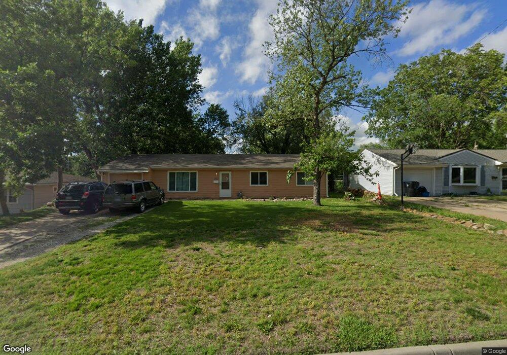 1400 SW 31st St, Topeka, KS 66611 - photo 1