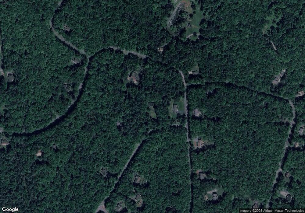 105 Waterview Dr, Hawley, PA 18428 - photo 1