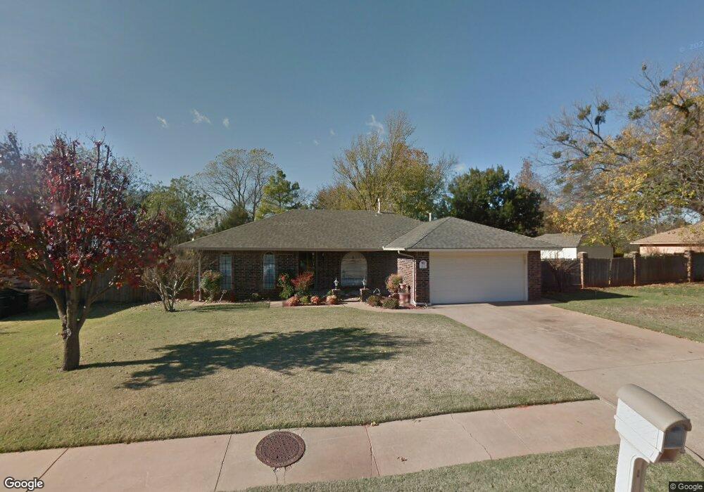 1413 Winding Creek Rd, Moore, OK 73160 - photo 1